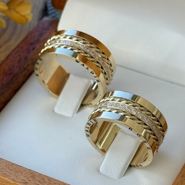 Alianças em Ouro 18k
- Modelo Pinheiros