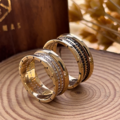 Alianças de casamento em Ouro 18k  - Modelo Búzios