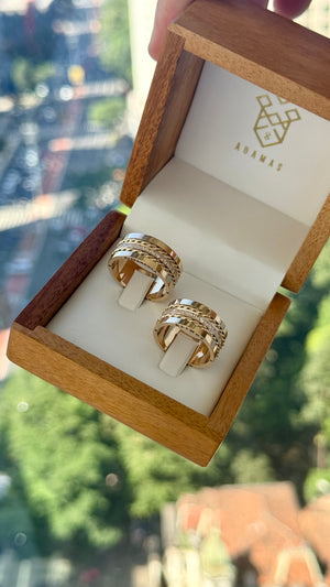 Alianças em Ouro 18k
- Modelo Pinheiros